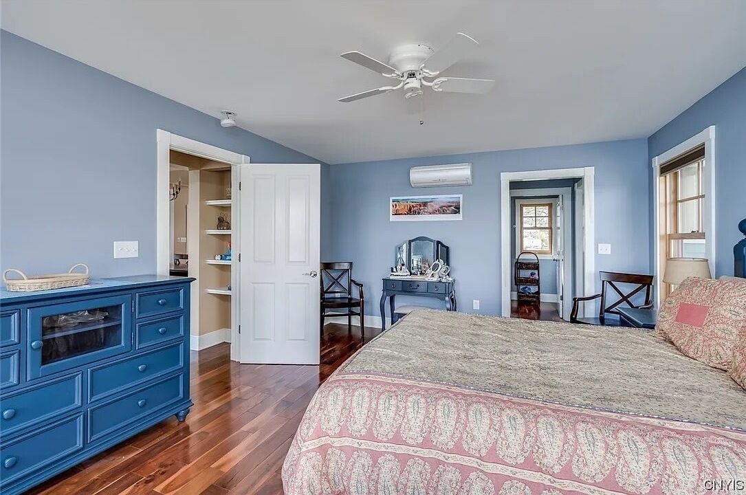 Photo of Others in Wellesley Island