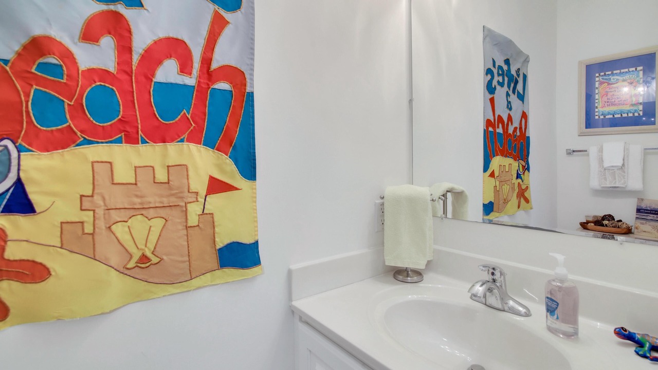 Photo of Bathroom in Oceanmarsh Subdivision