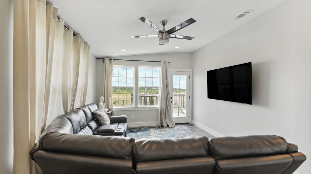 Photo of Bedroom in Del Valle