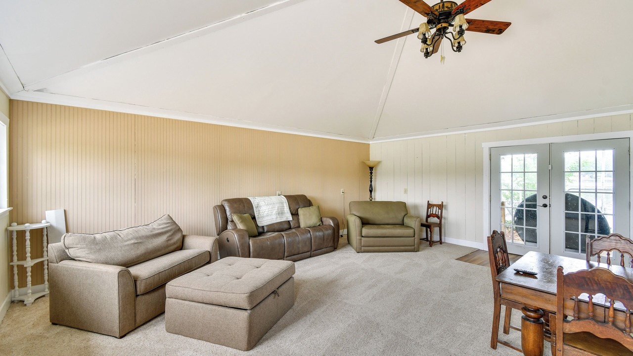 Photo of Livingroom in Gladwin