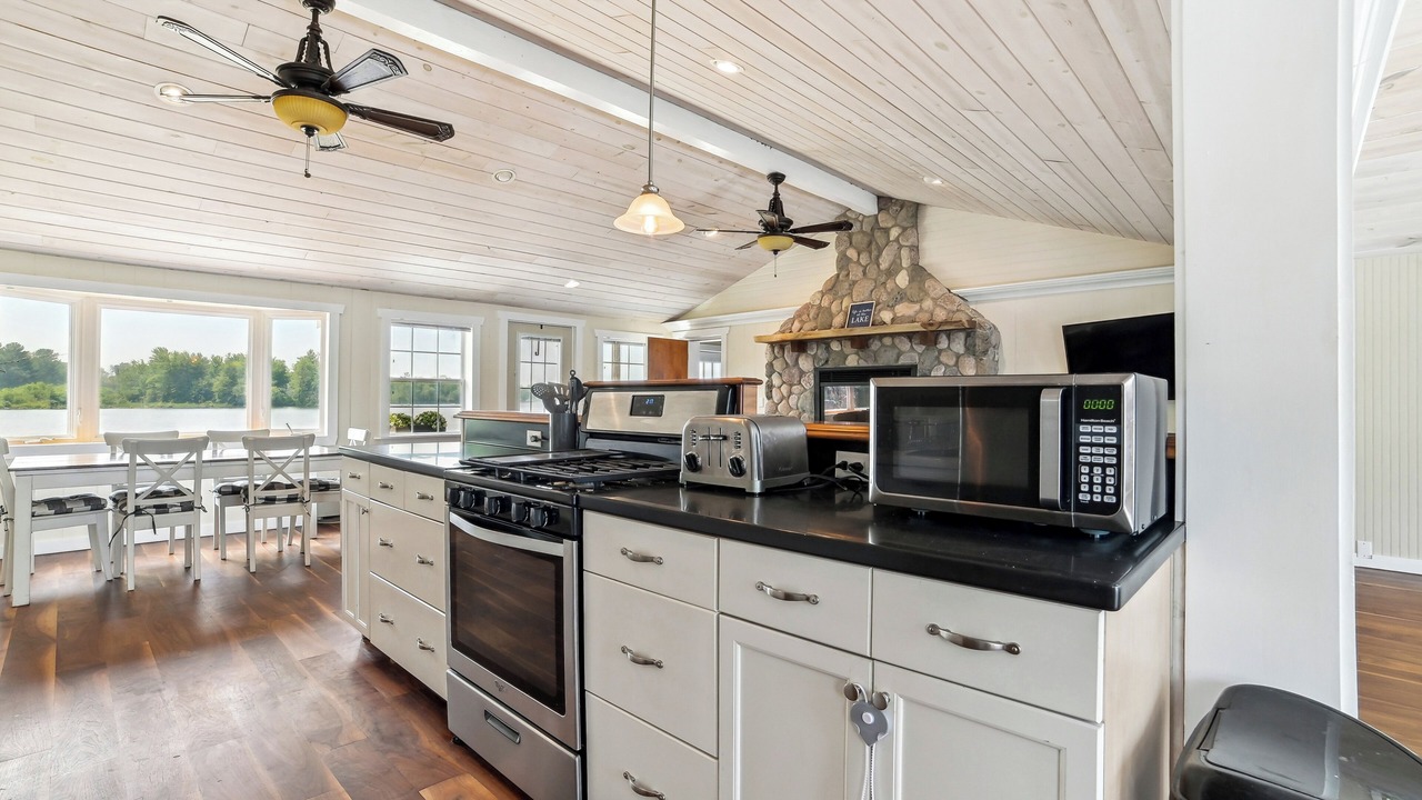 Photo of Kitchen in Gladwin