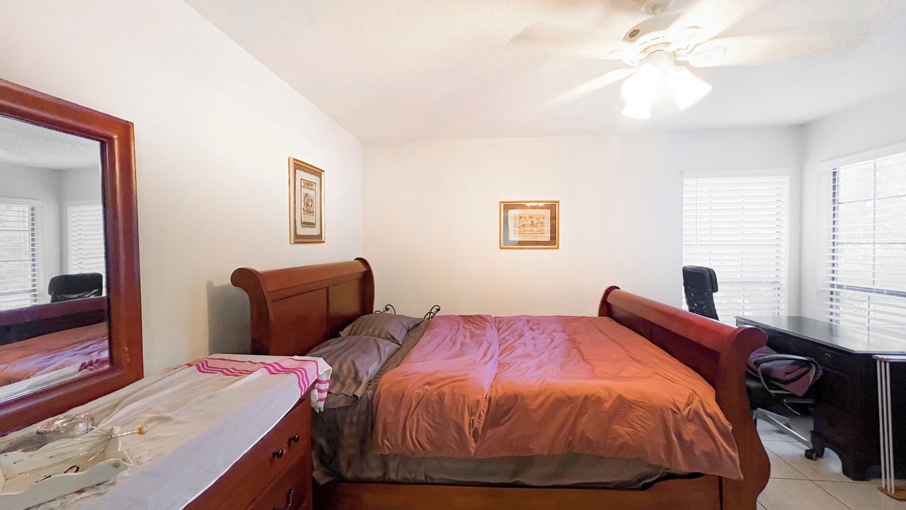 Photo of Bedroom in Addison