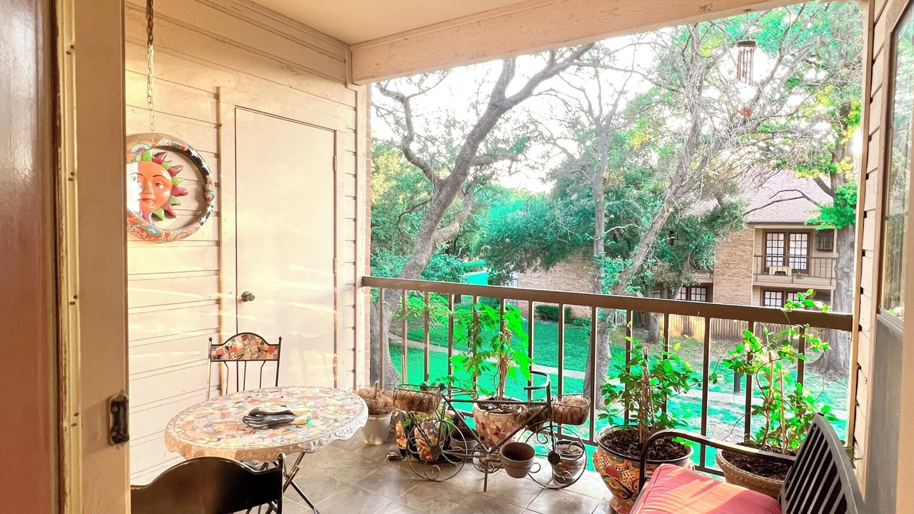 Photo of Outdoor in Addison