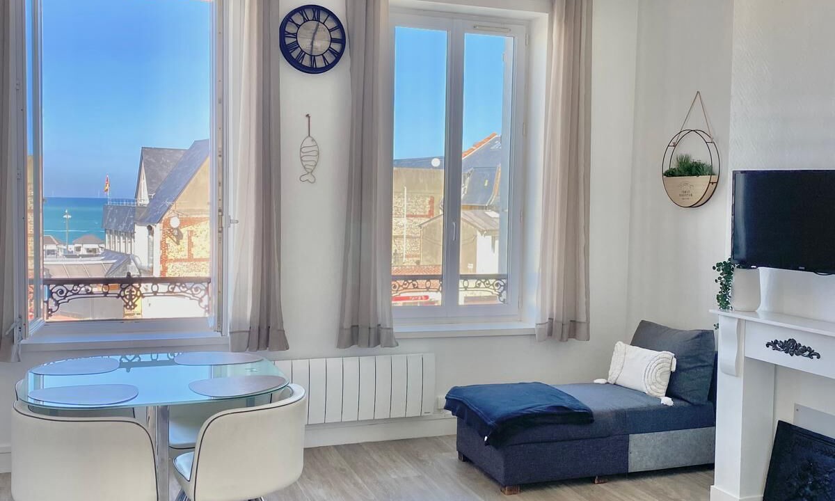 Photo of Livingroom in Fecamp