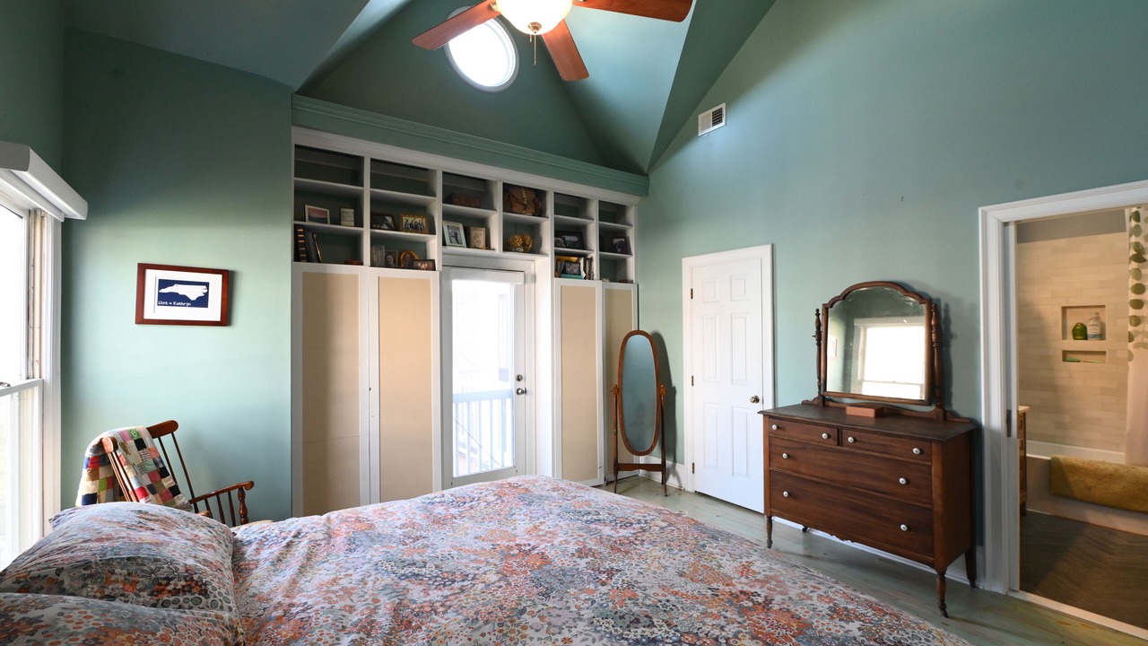 Photo of Bedroom in Windsor Hills