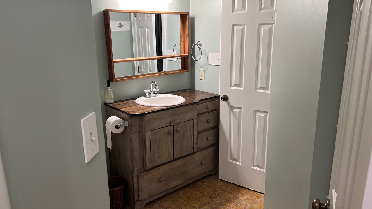 Photo of Bathroom in Windsor Hills