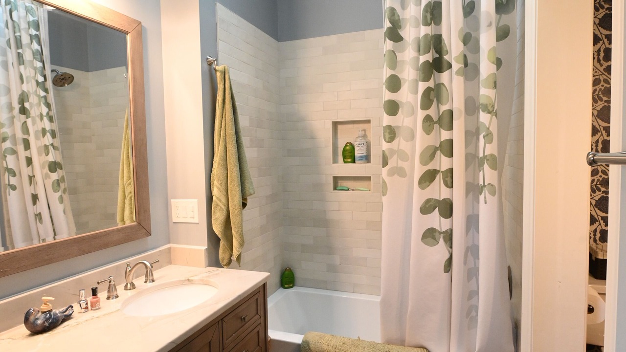 Photo of Bathroom in Windsor Hills