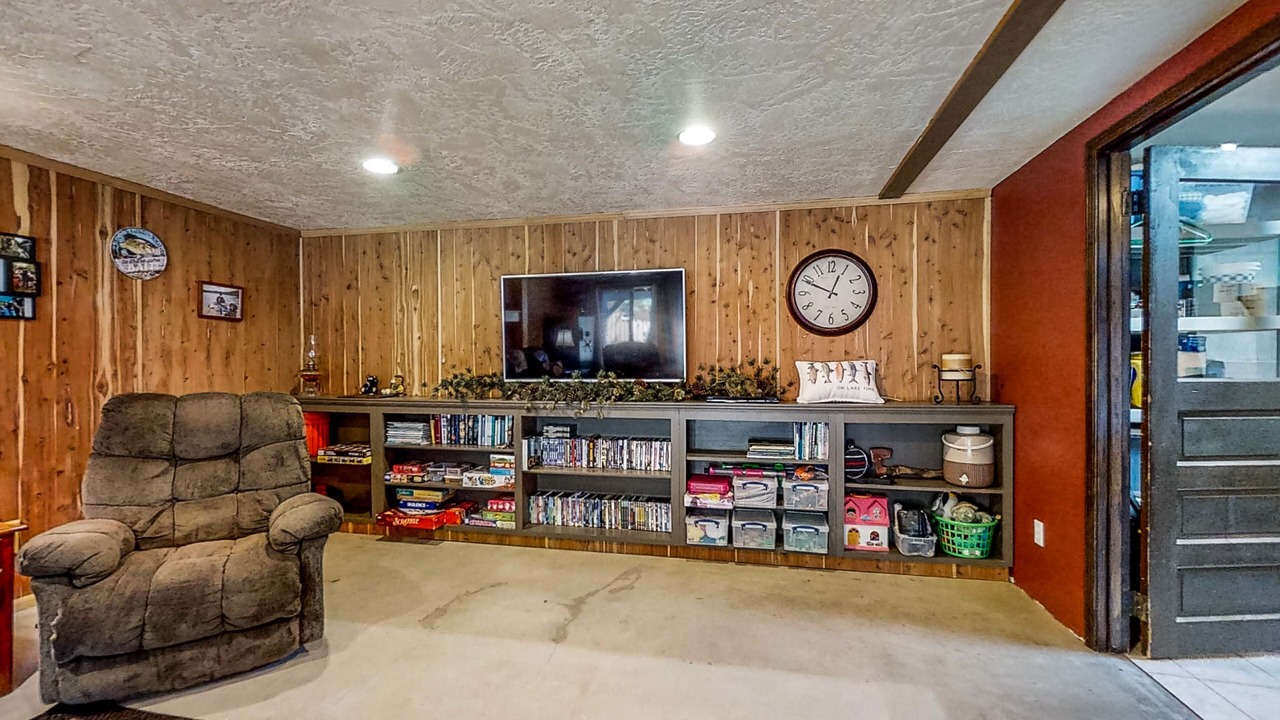 Photo of Others in Crescent