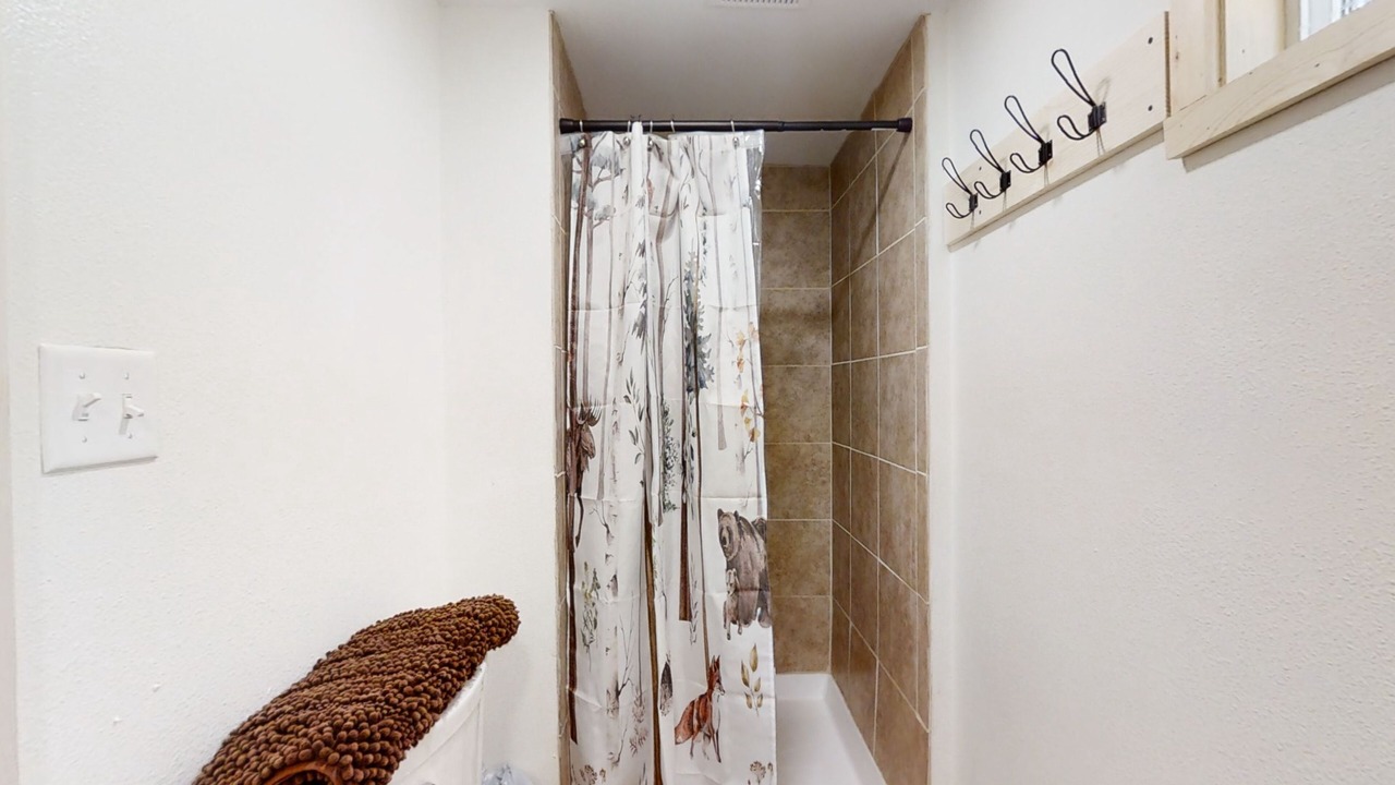 Photo of Bathroom in Crescent