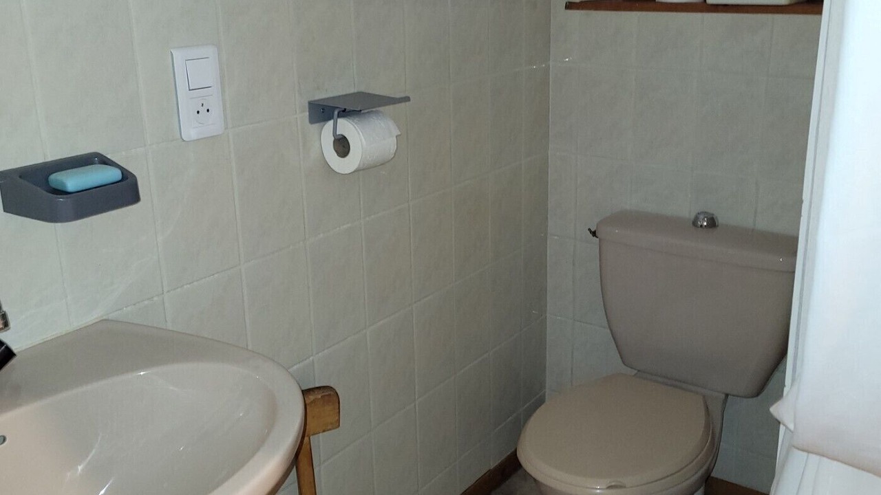 Photo of Bathroom in Chamesol