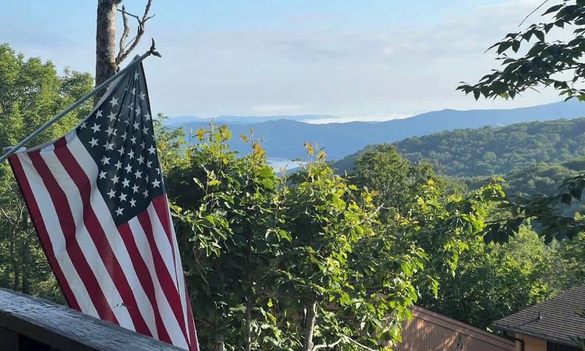 Photo of Others in Beech Mountain