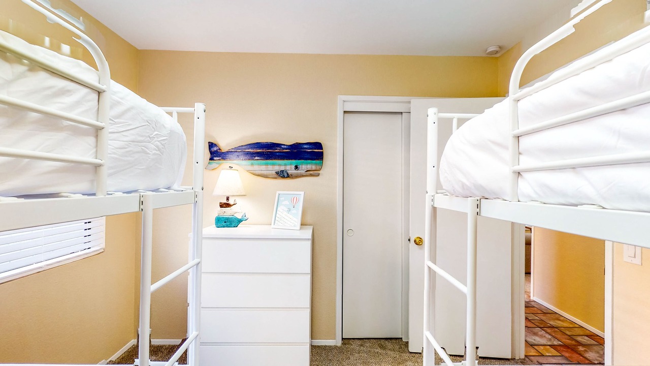 Photo of Bedroom in Ocean Hills