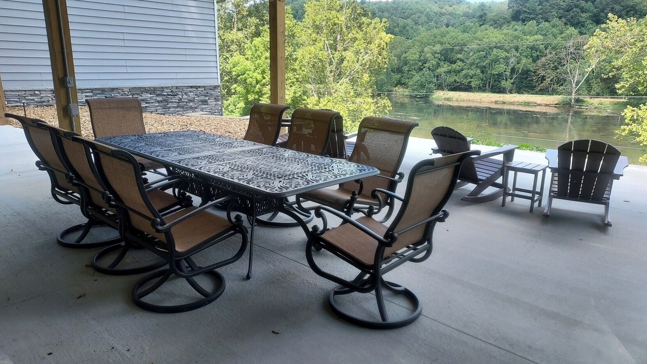 Photo of Outdoor in Fries