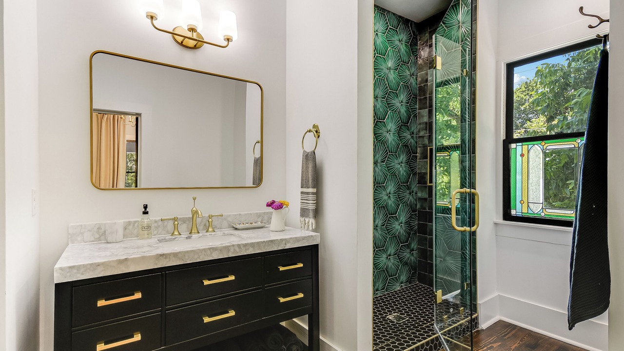 Photo of Bathroom in Smithville