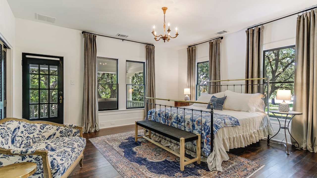 Photo of Bedroom in Smithville