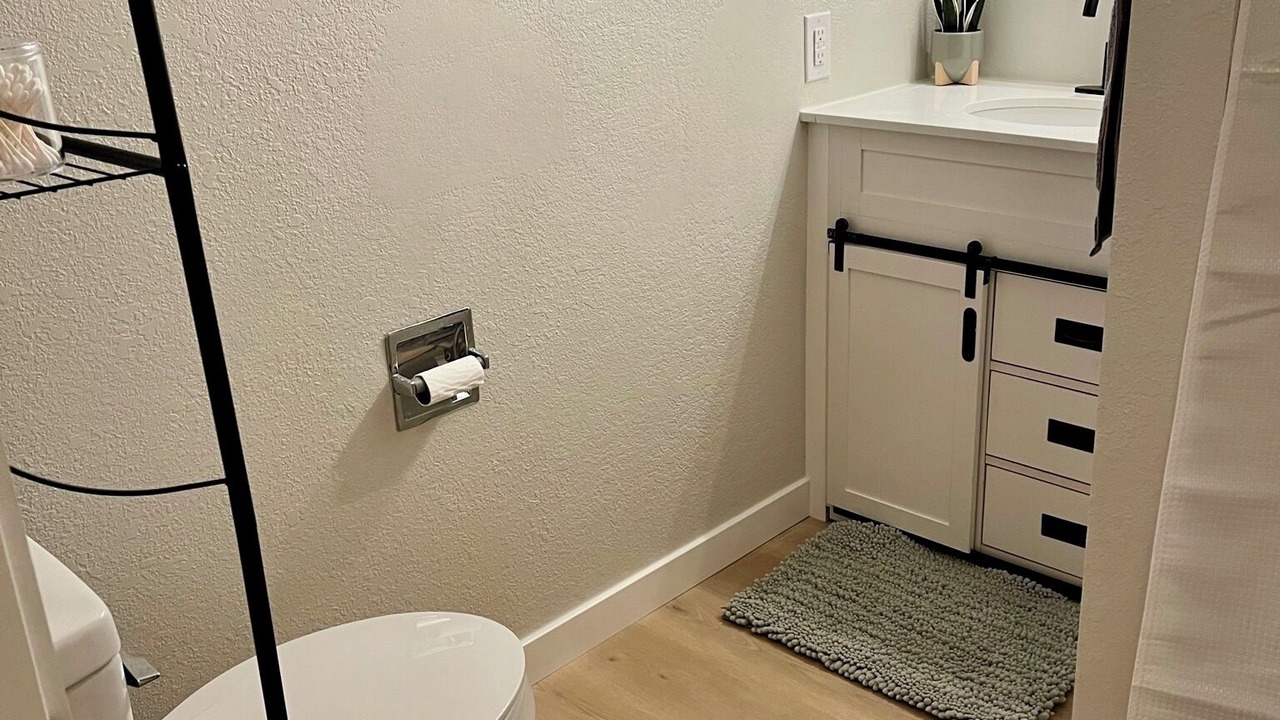 Photo of Bathroom in Murphys