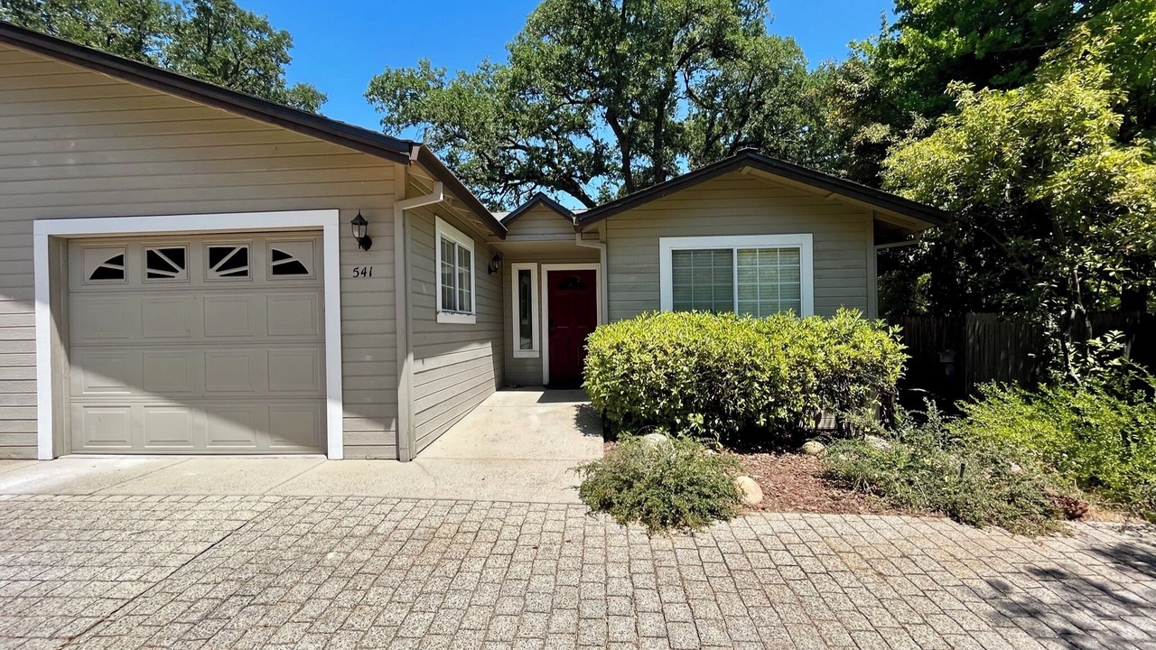 Photo of Others in Murphys