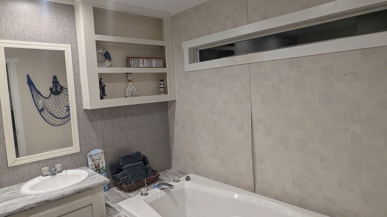 Photo of Bathroom in Hackberry