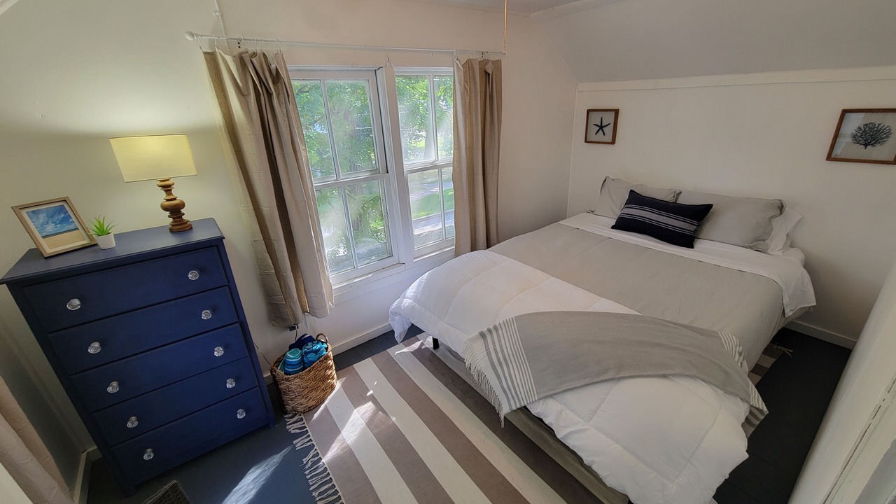 Photo of Bedroom in Sylvan Beach