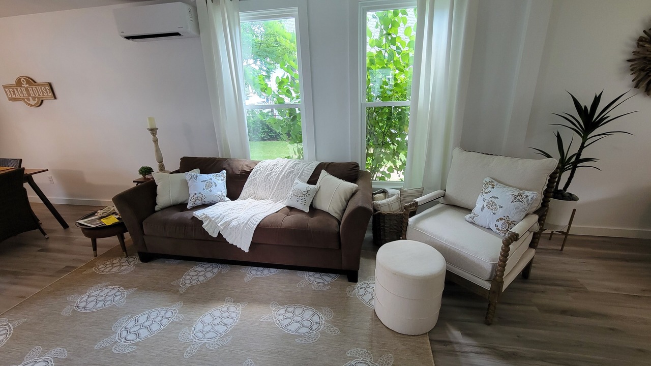 Photo of Livingroom in Sylvan Beach