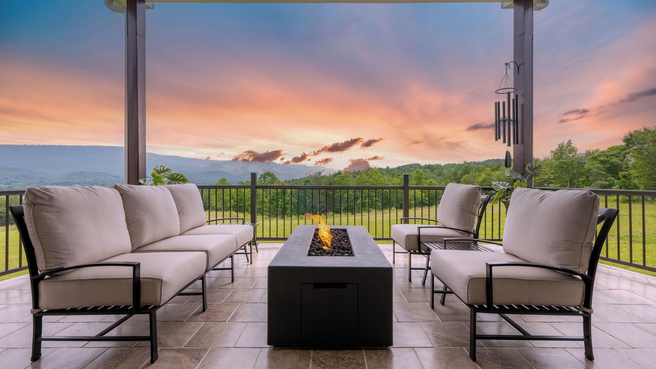 Photo of Patio Balcony in Dunlap