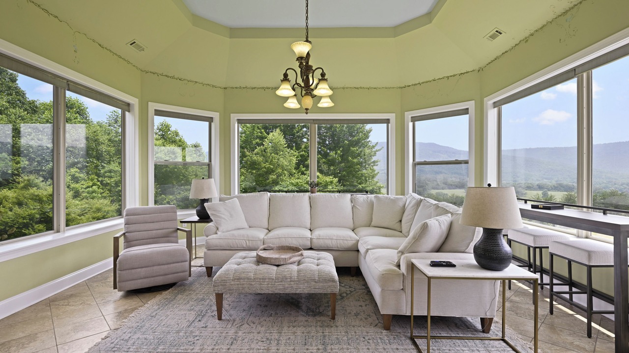 Photo of Livingroom in Dunlap