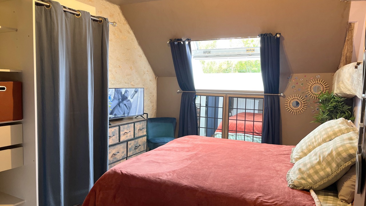 Photo of Bedroom in Breuilpont