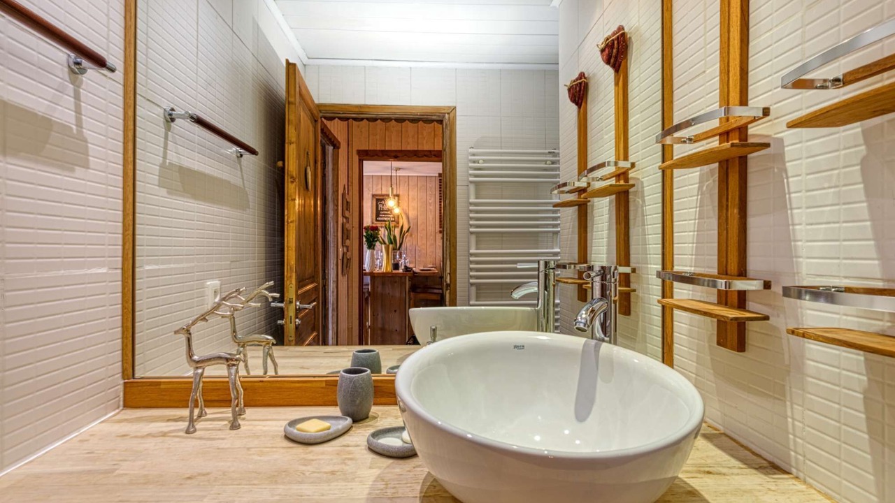 Photo of Bathroom in Viel-Alpe