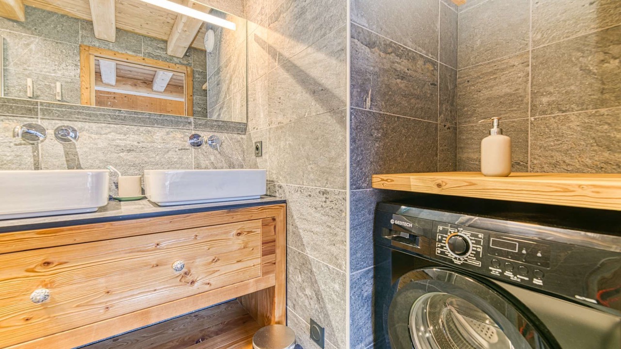 Photo of Bathroom in Jeux