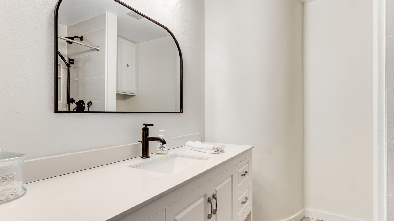 Photo of Bathroom in Cathlamet