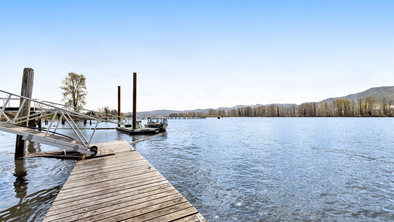 Photo of Others in Cathlamet