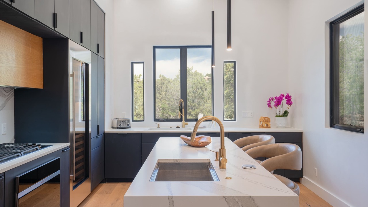 Photo of Kitchen in Northeast Santa Fe