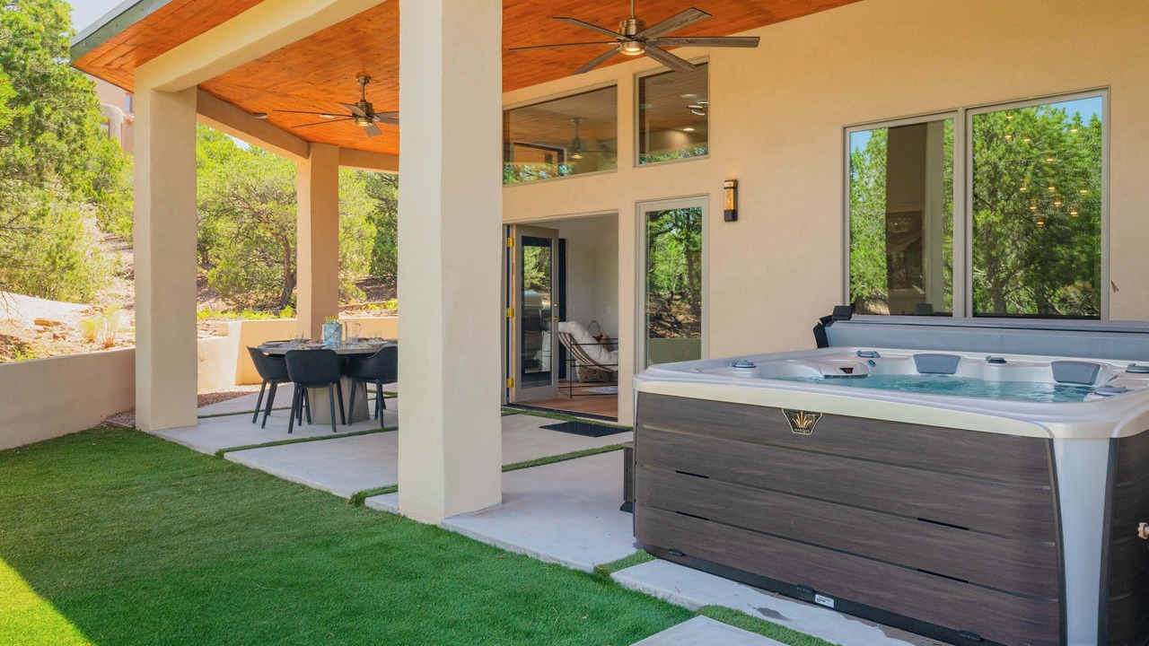 Photo of Patio Balcony in Northeast Santa Fe