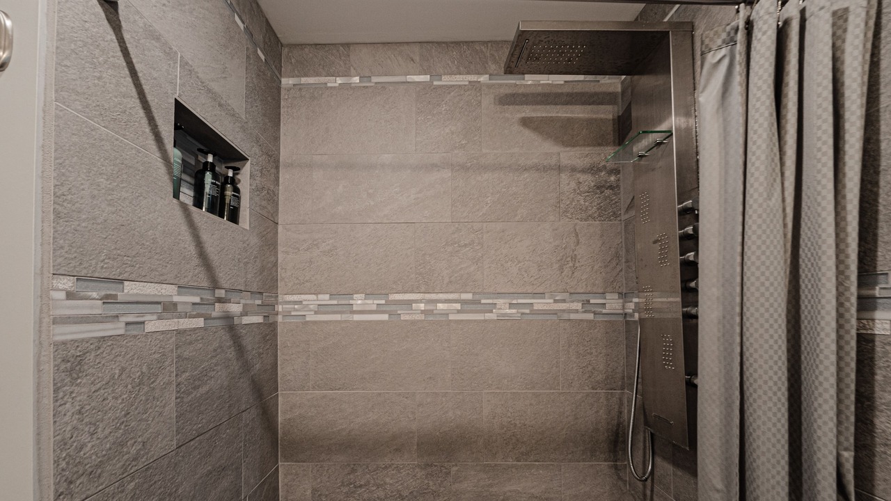 Photo of Bathroom in Herod
