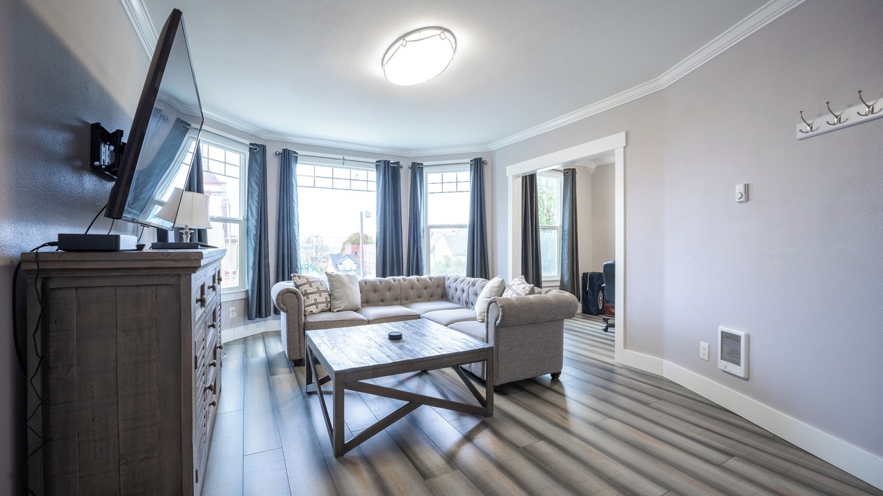 Photo of Livingroom in Hilltop