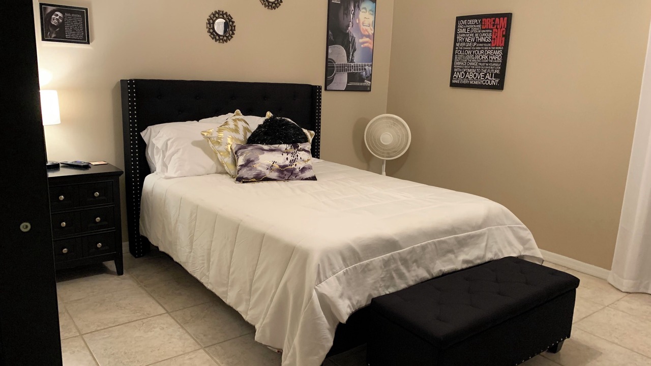 Photo of Bedroom in Dixie Belle