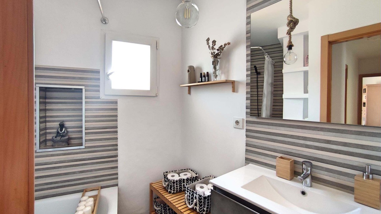 Photo of Bathroom in Distrito de Levante