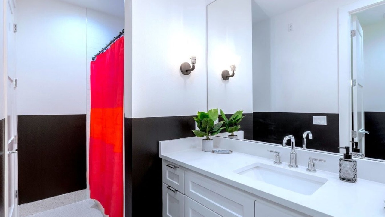Photo of Bathroom in Chestnut