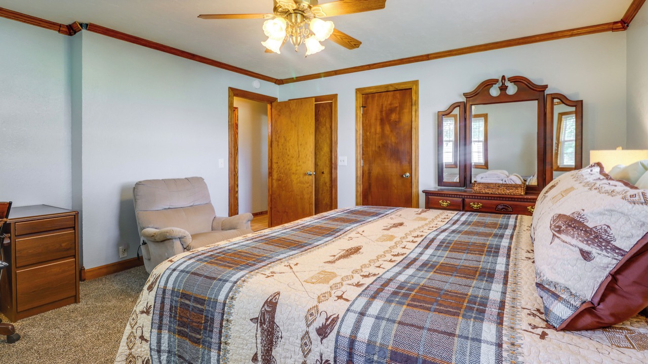Photo of Bedroom in Newkirk