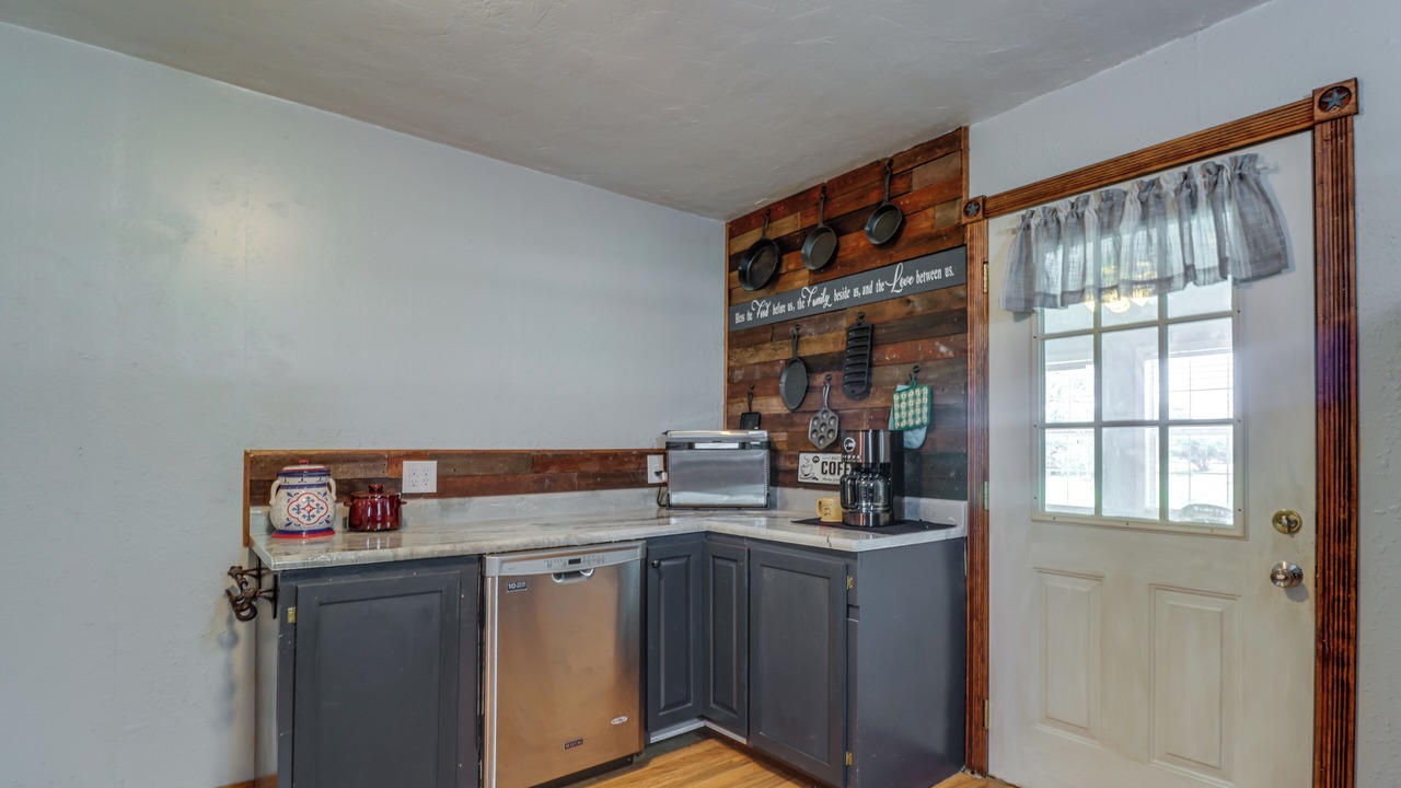 Photo of Kitchen in Newkirk