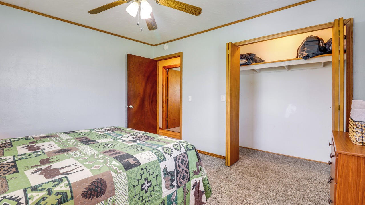 Photo of Bedroom in Newkirk