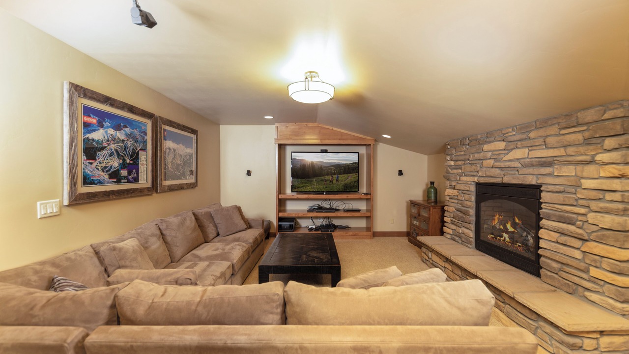 Photo of Livingroom in Woodmoor