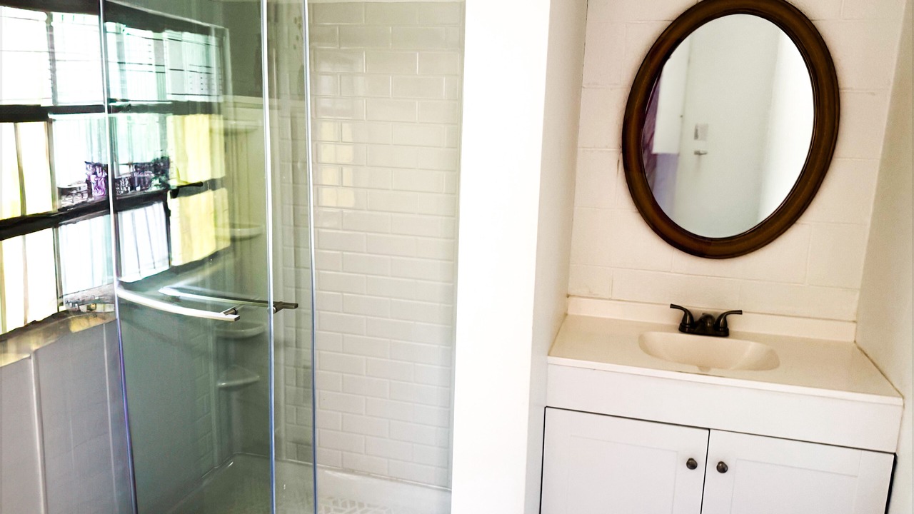Photo of Bathroom in Vian