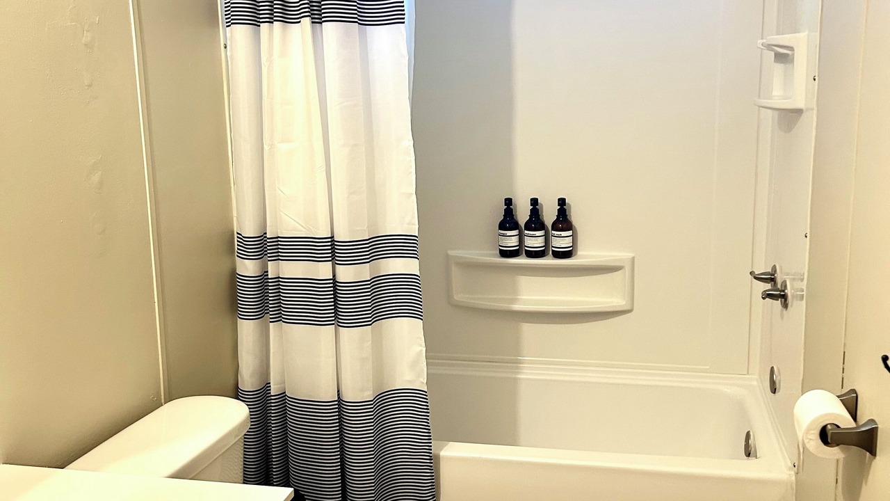 Photo of Bathroom in Edwards County