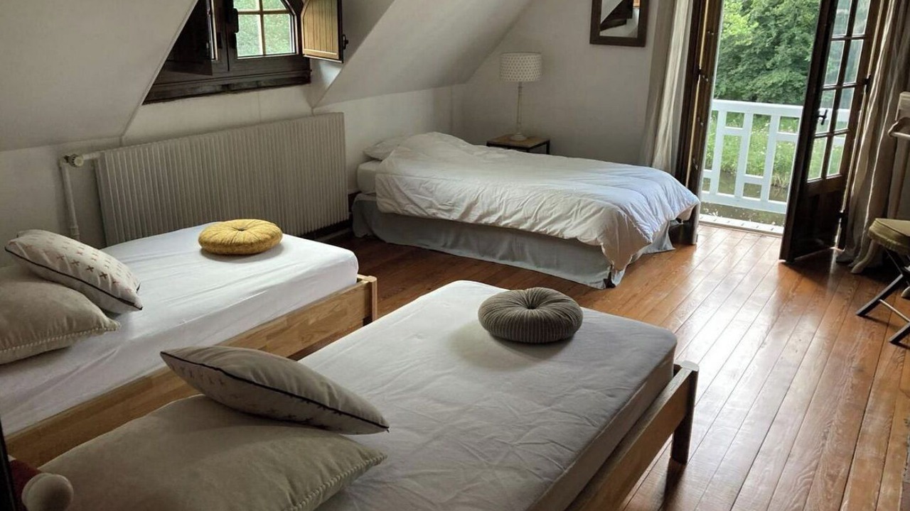 Photo of Bedroom in Clairefontaine-en-Yvelines