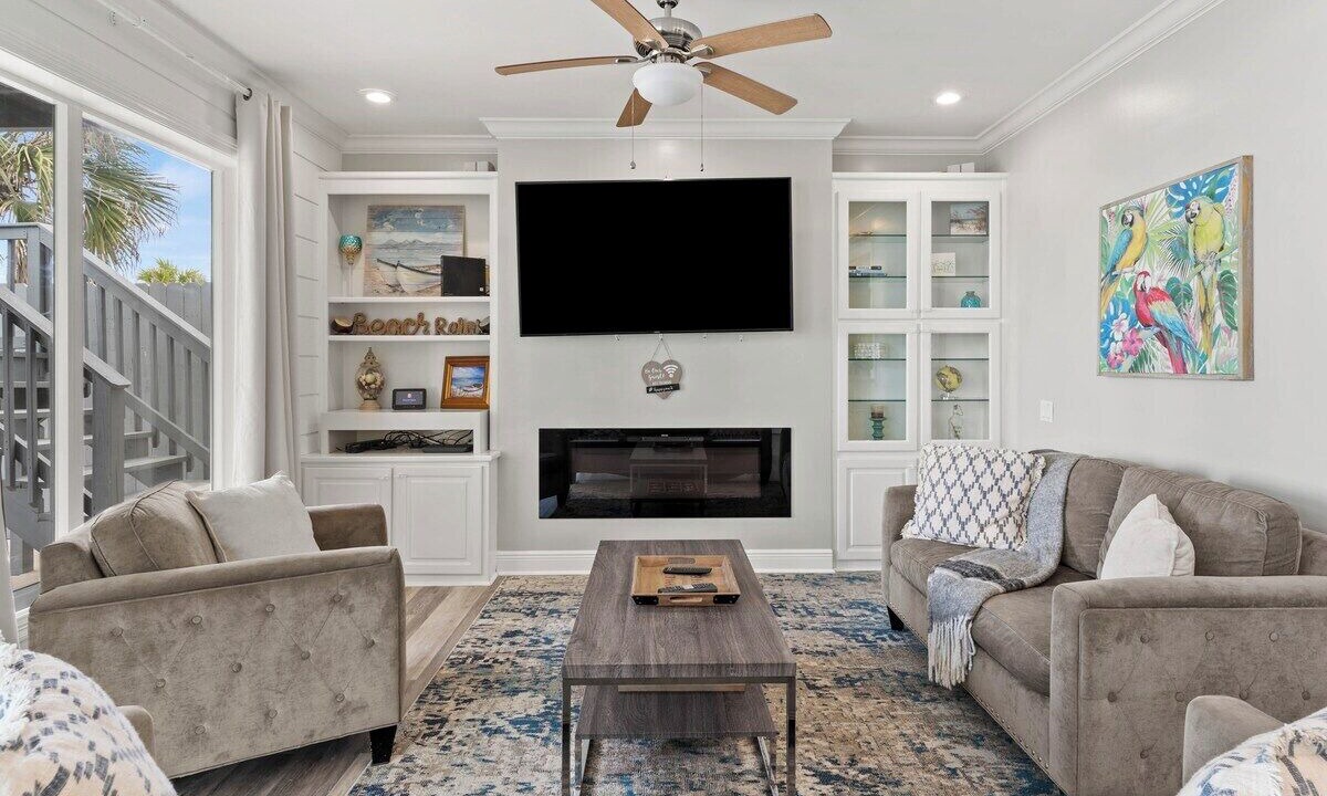 Photo of Livingroom in Bahama Beach