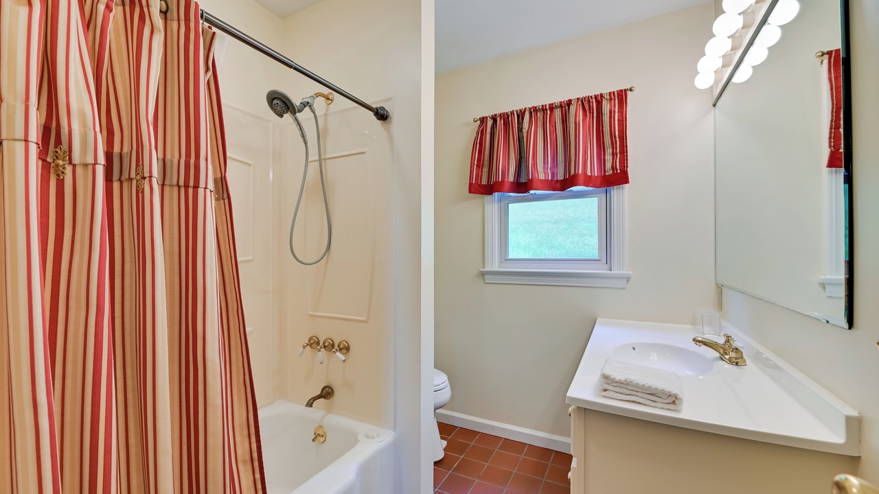 Photo of Bathroom in Canandaigua