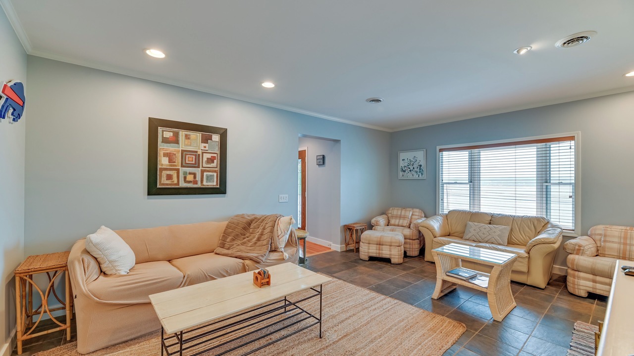 Photo of Livingroom in Canandaigua