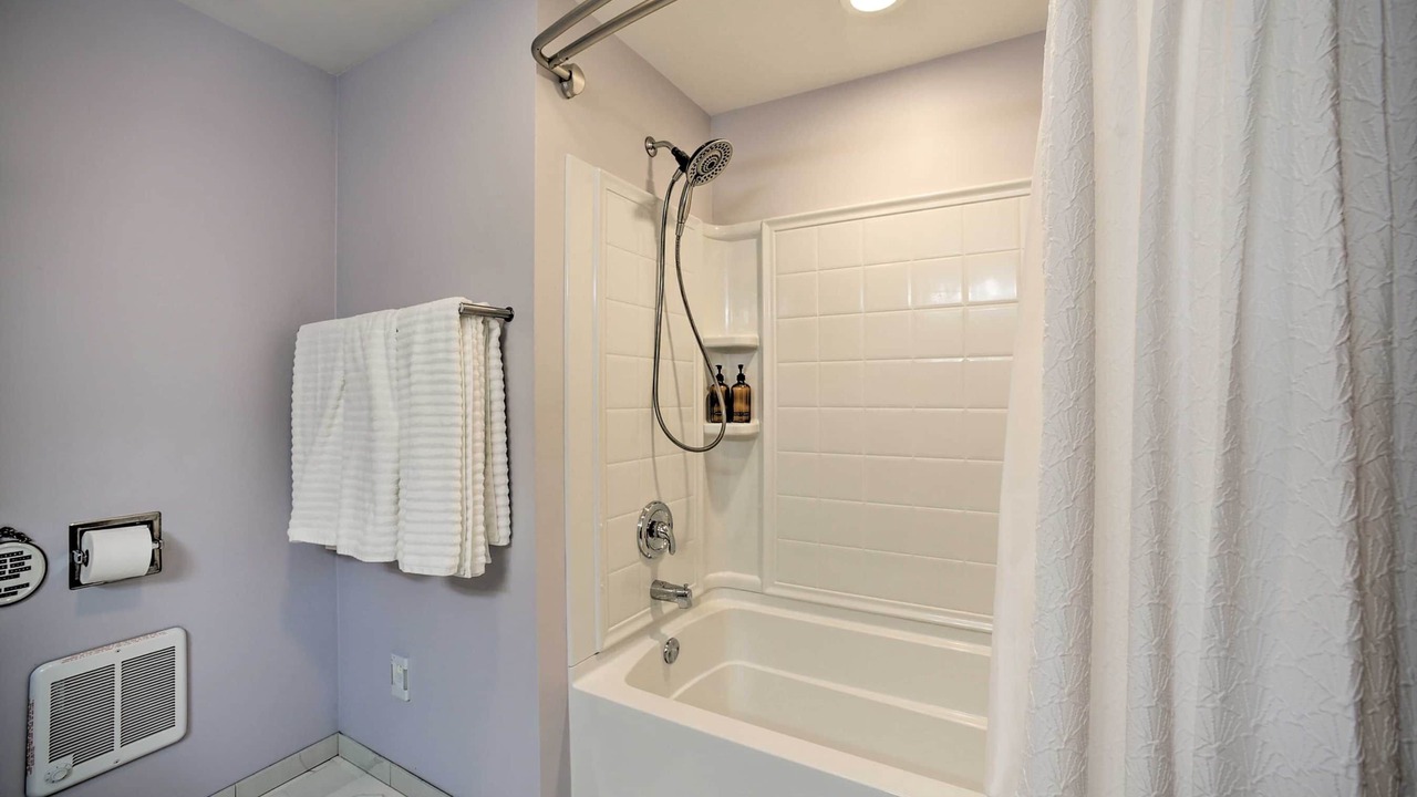 Photo of Bathroom in Harpersfield