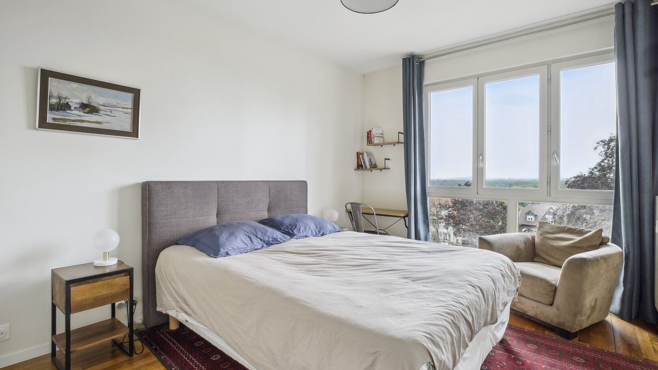 Photo of Bedroom in Saint-Cloud